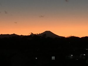 教室アルファから見た富士山